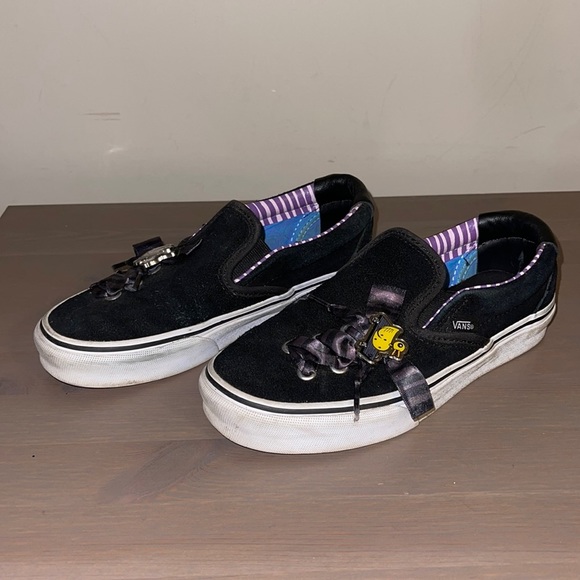 Vans “Nightmare Before Christmas” Black Suede Sneakers - Women’s Size 5.5 - Picture 2 of 10